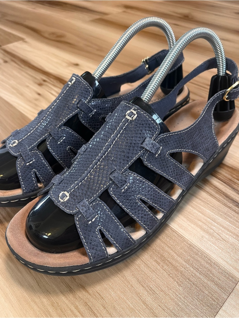 Clarks Lexi Marigold Navy Blue Reptile Strappy Wedge Sandals Shoes Size 10